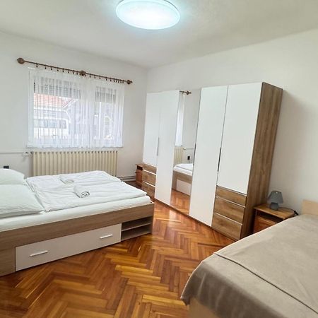 Pingvin Cukraszda Apartman Balatonmáriafürdő エクステリア 写真